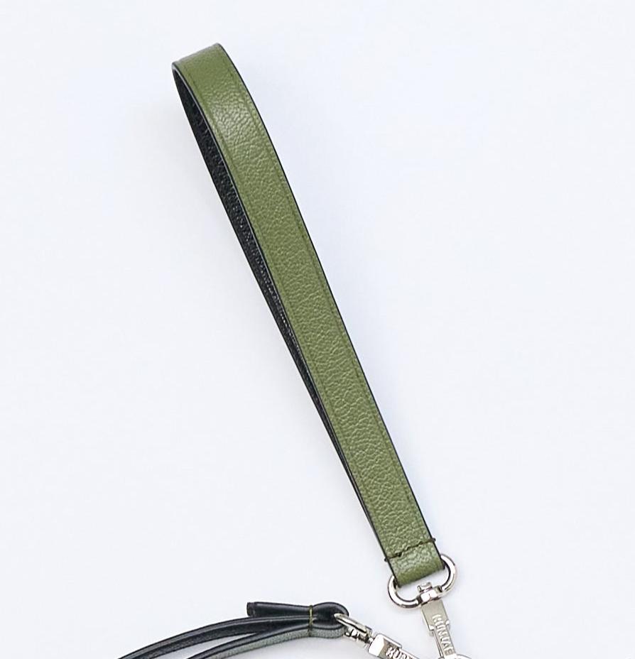 THE VOYAGER Short Strap for Travel Pouch